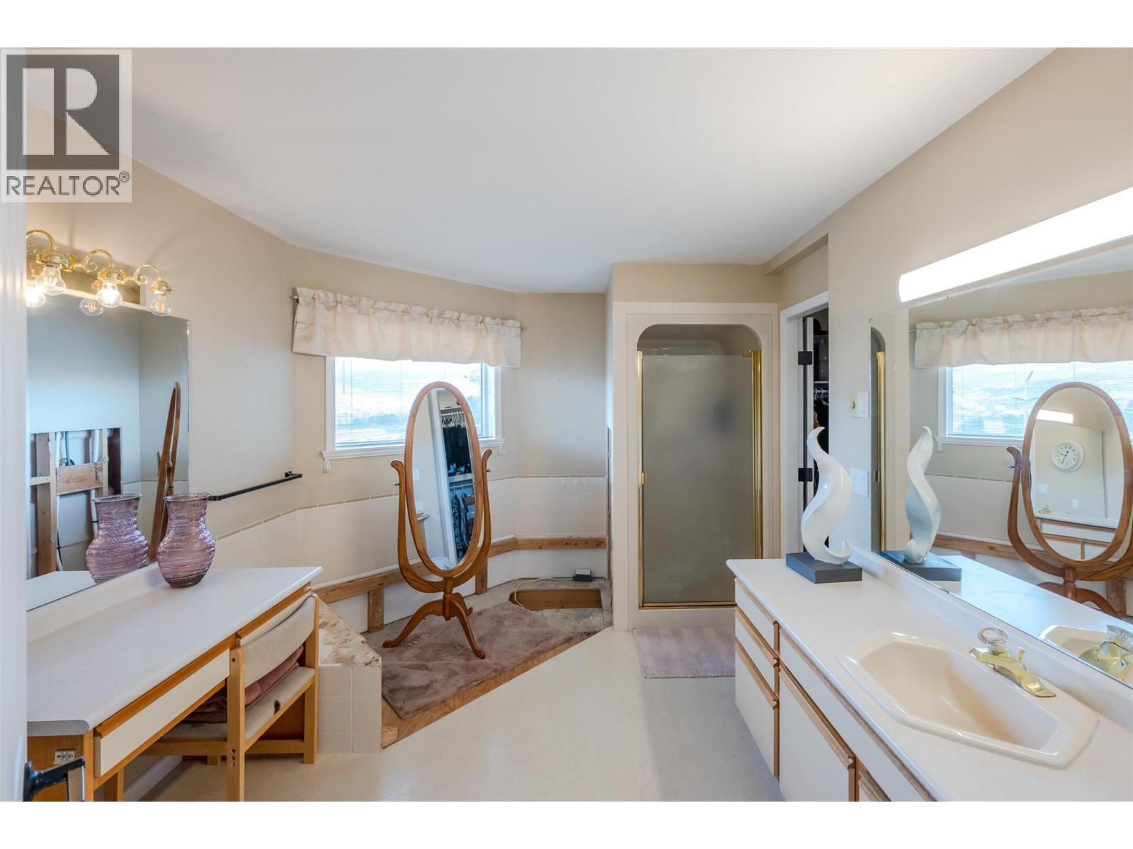 8188 Milne Road - 30