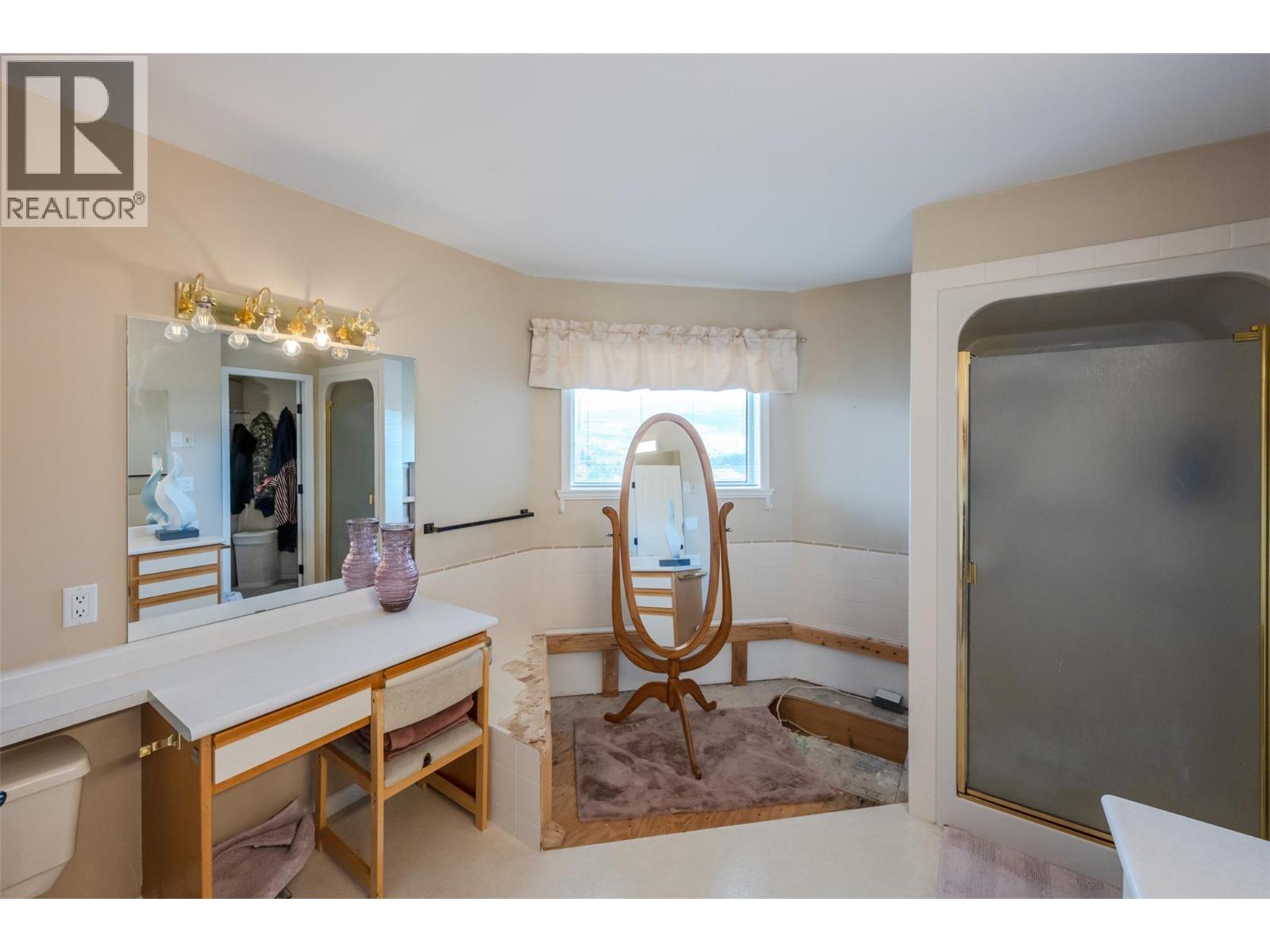 8188 Milne Road - 31