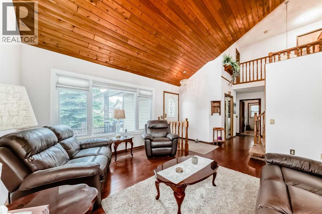 88 Castlefall Way NE - 5