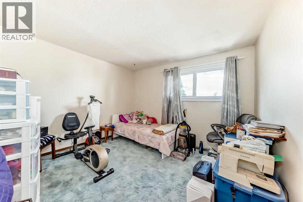 88 Castlefall Way NE - 35