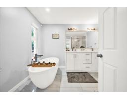 1953 158a Street, Surrey, BC V4A8G9 Photo 25