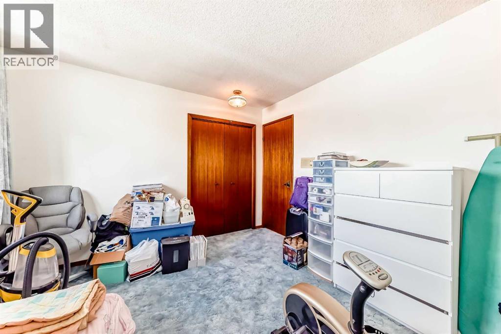 88 Castlefall Way NE - 36