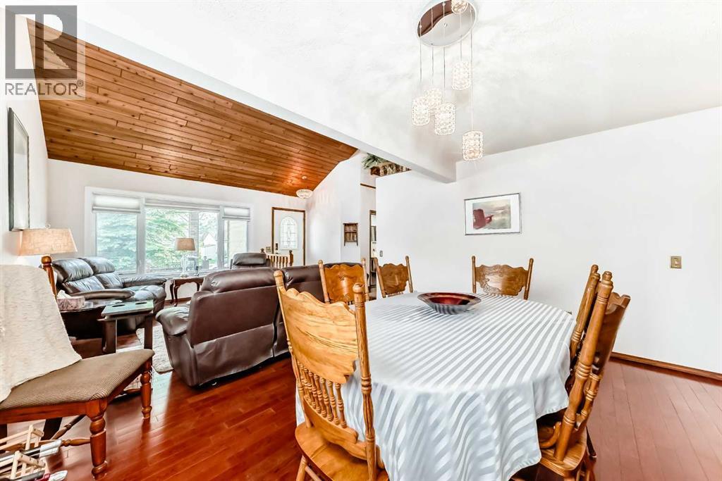 88 Castlefall Way NE - 9