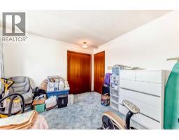 88 Castlefall Way NE - photo 36