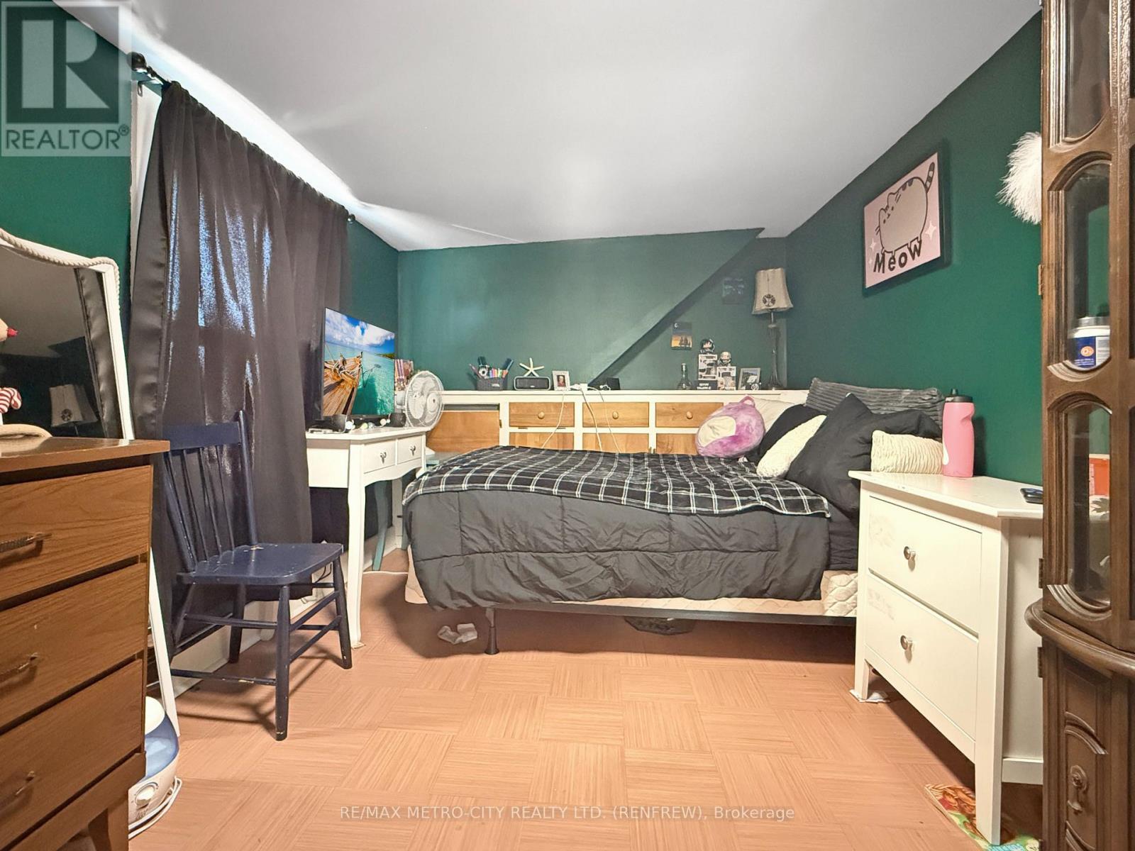 325 JOFFRE AVENUE - 21