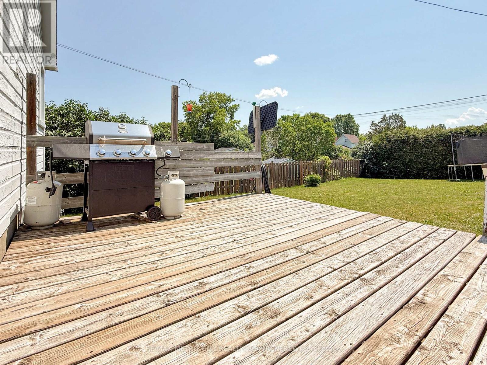 325 JOFFRE AVENUE - 29
