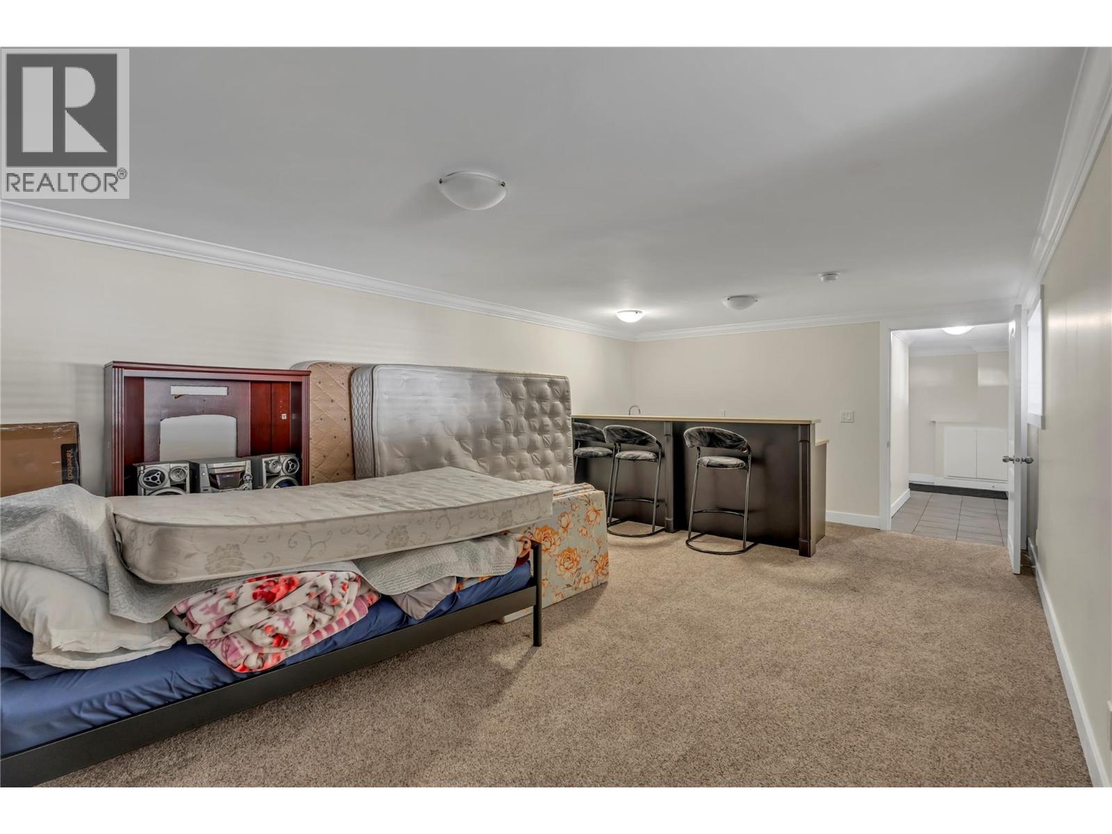 9820 RIPPEN Avenue - 39