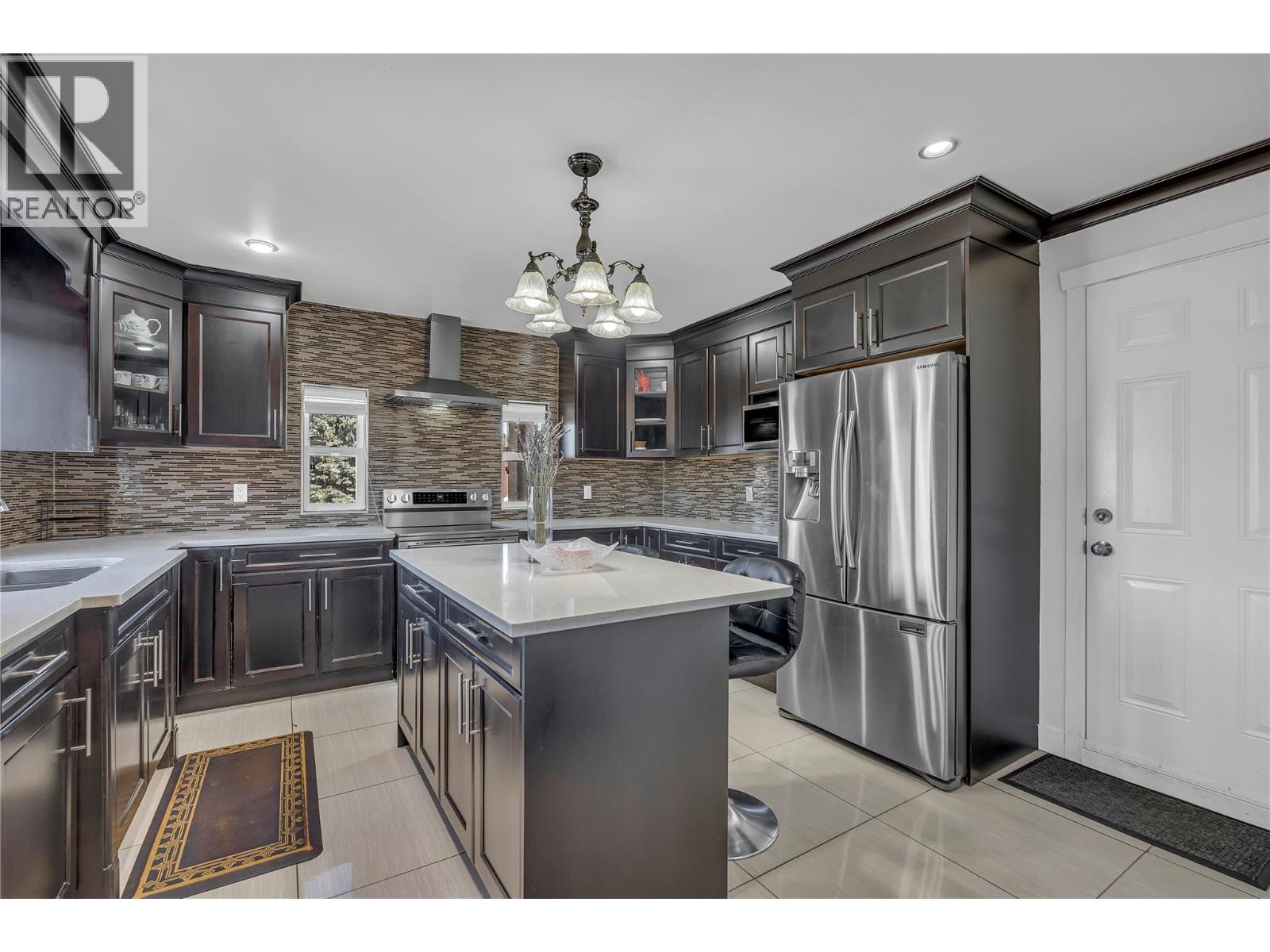 9820 RIPPEN Avenue - 8