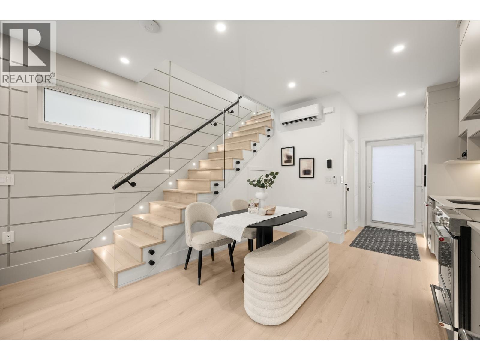 2 Bed, 3 Bath House for Sale in Vancouver – 3430 MONS DRIVE, Vancouver – MLS# R3148484 - Image 5