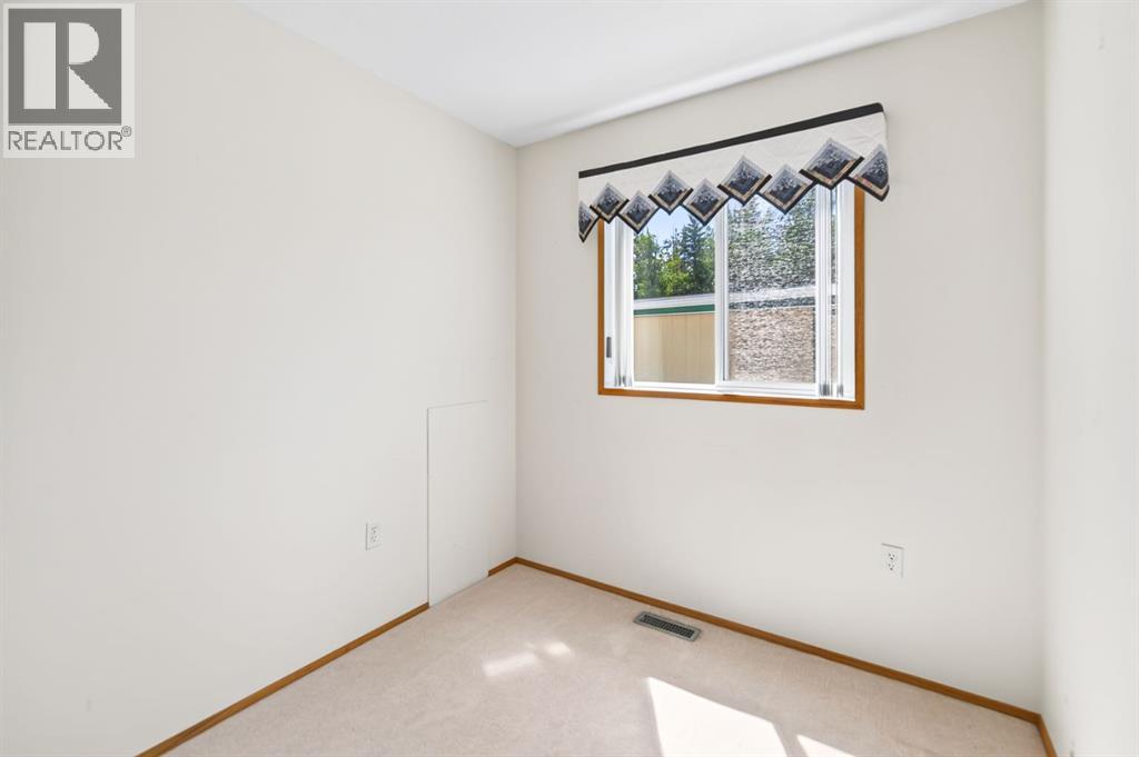 327, 37534 England Way - 19