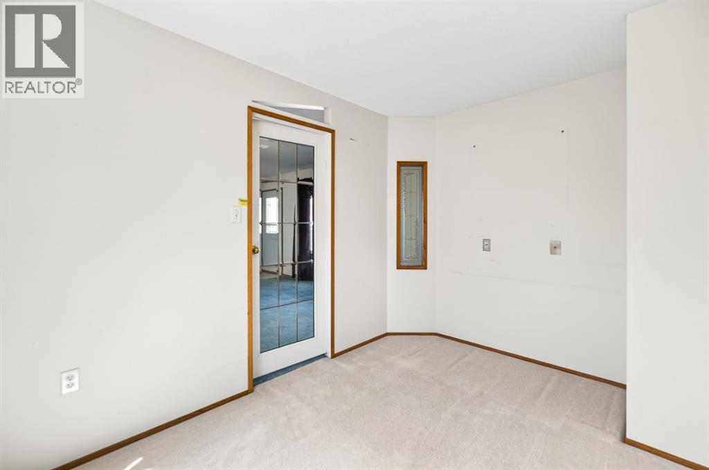 327, 37534 England Way - 13
