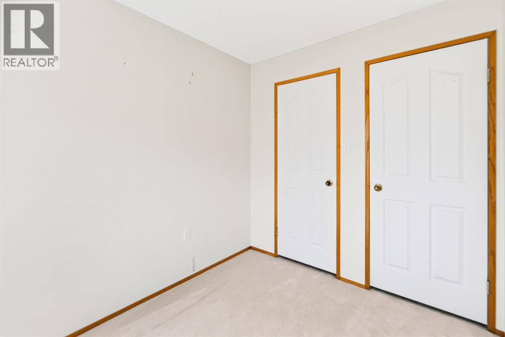 327, 37534 England Way - 20