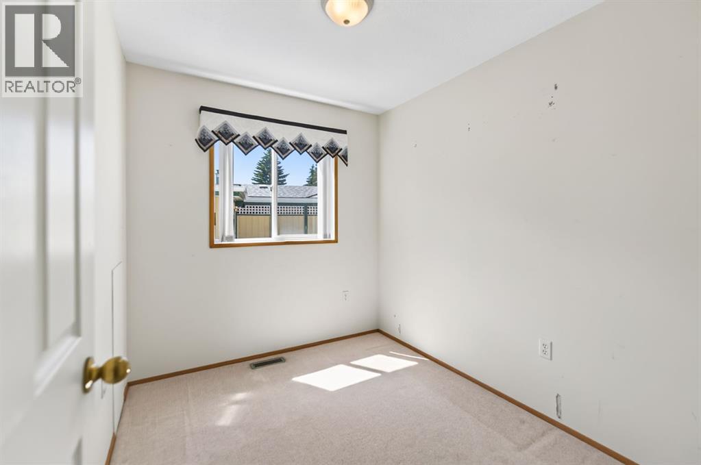 327, 37534 England Way - 21