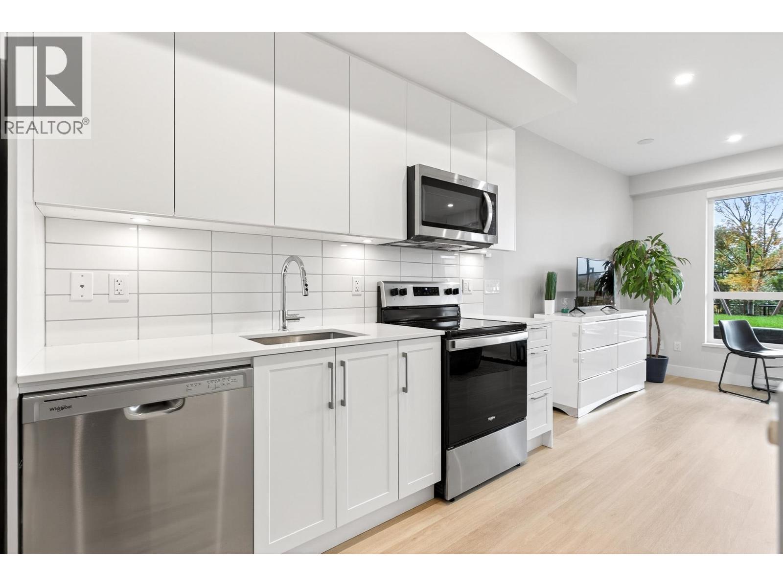 1 Bed, 1 Bath Apartment for Sale in Tsawwassen – 104 1942 STARLING DRIVE, Tsawwassen – MLS# R3148540 - Image 10