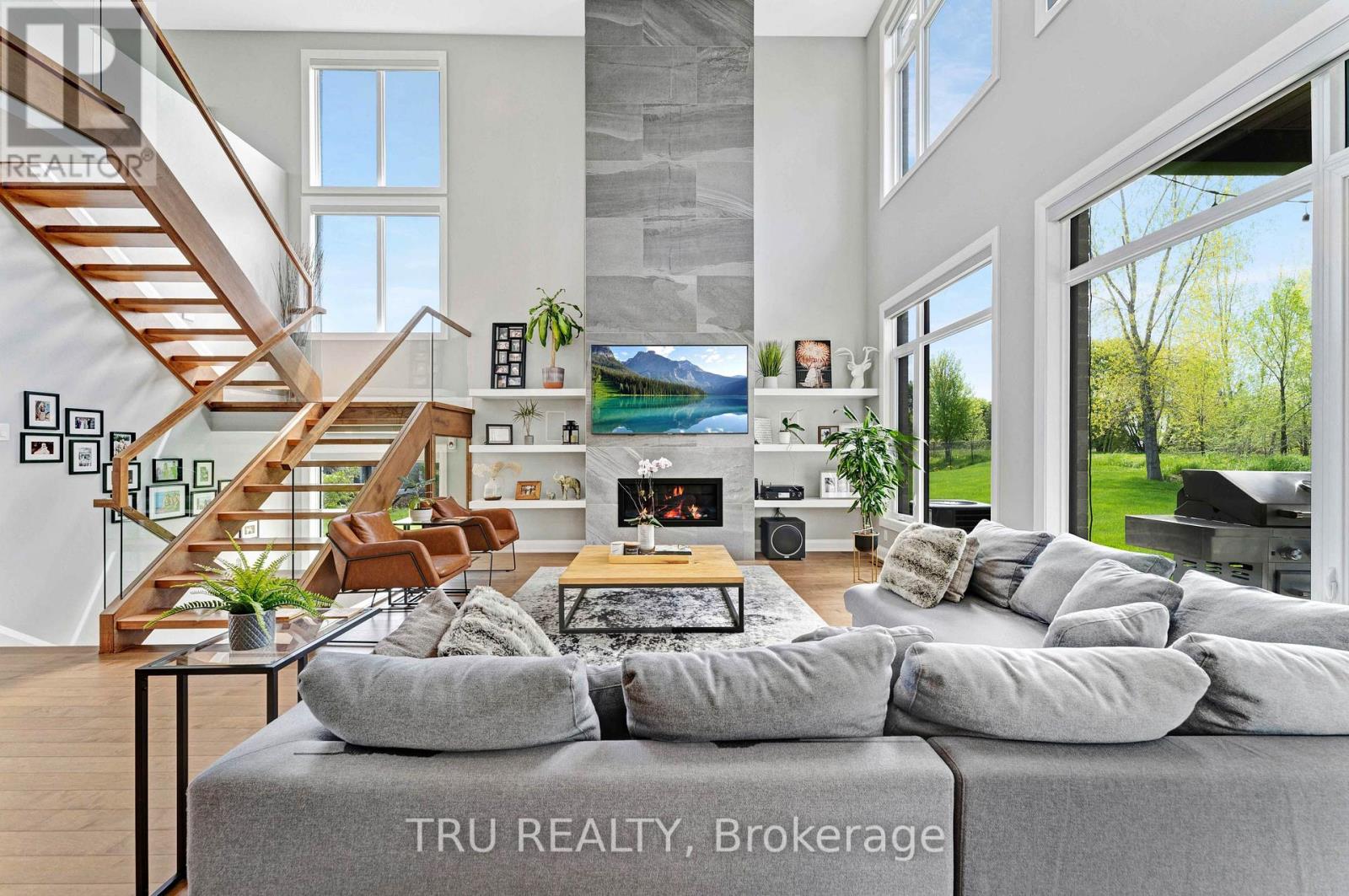 536 LEIMERK COURT - 3