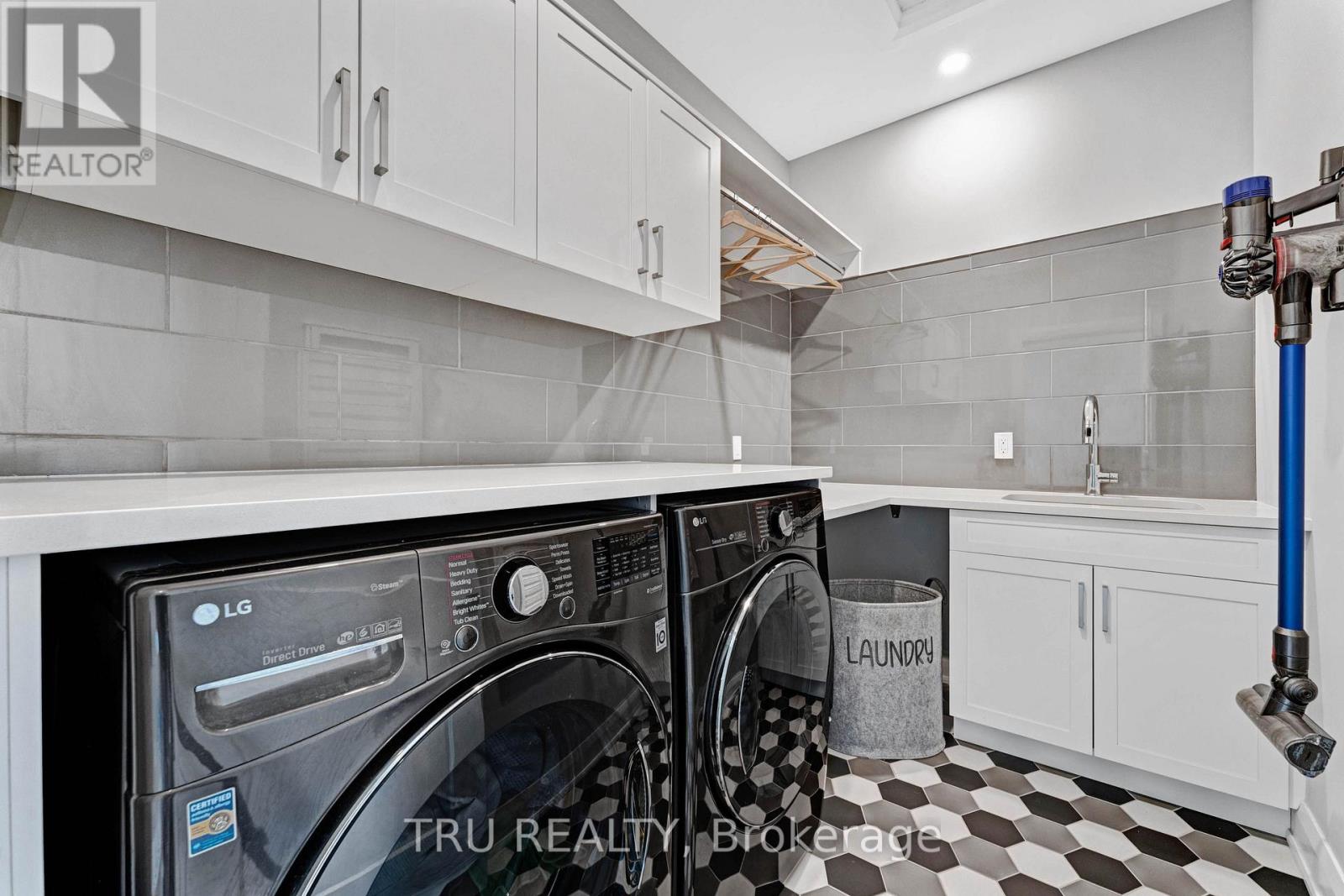 536 LEIMERK COURT - 32