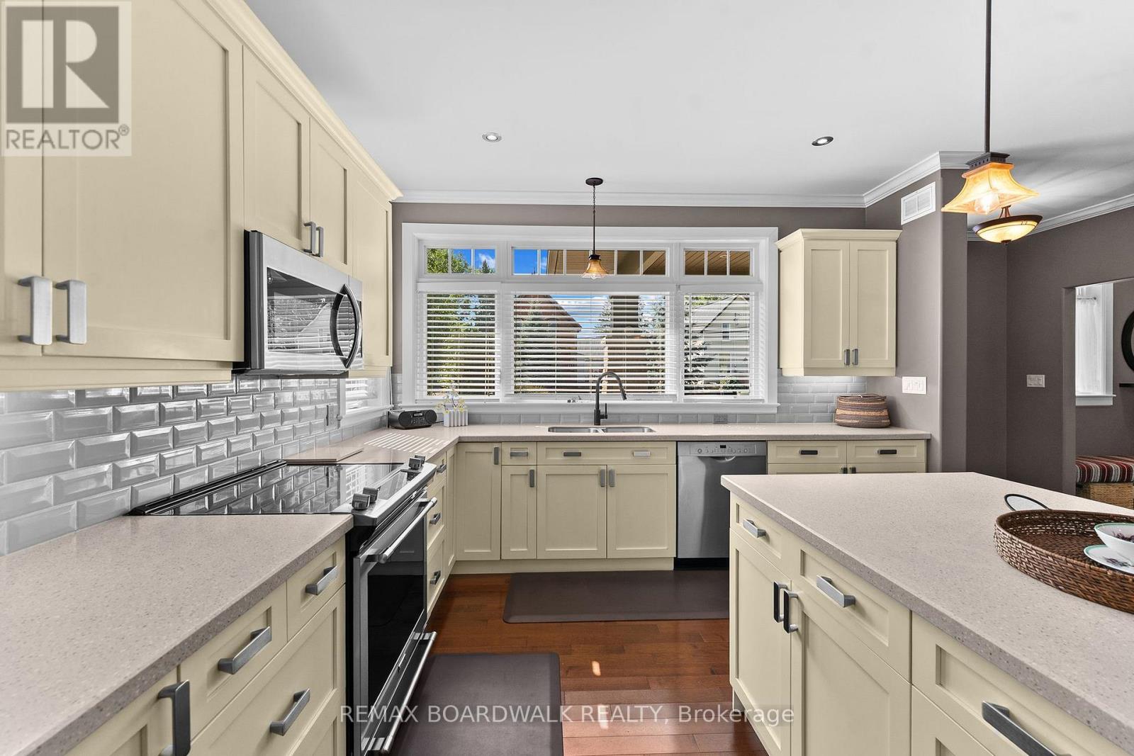 430 MAIN STREET - 16