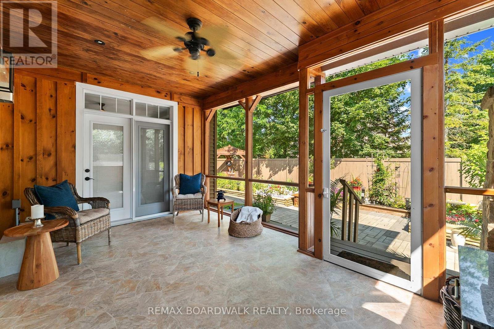 430 MAIN STREET - 26