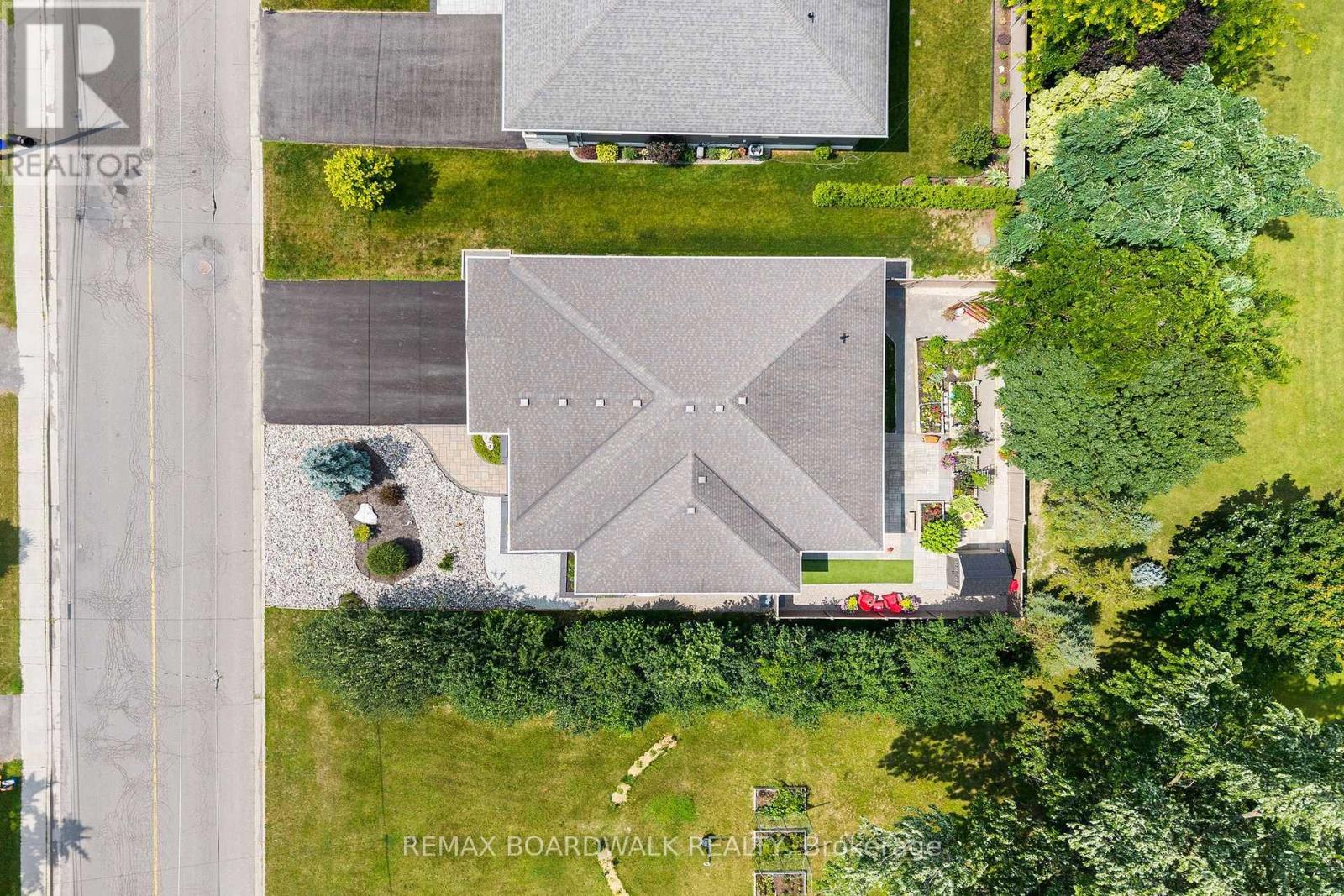 430 MAIN STREET - 40