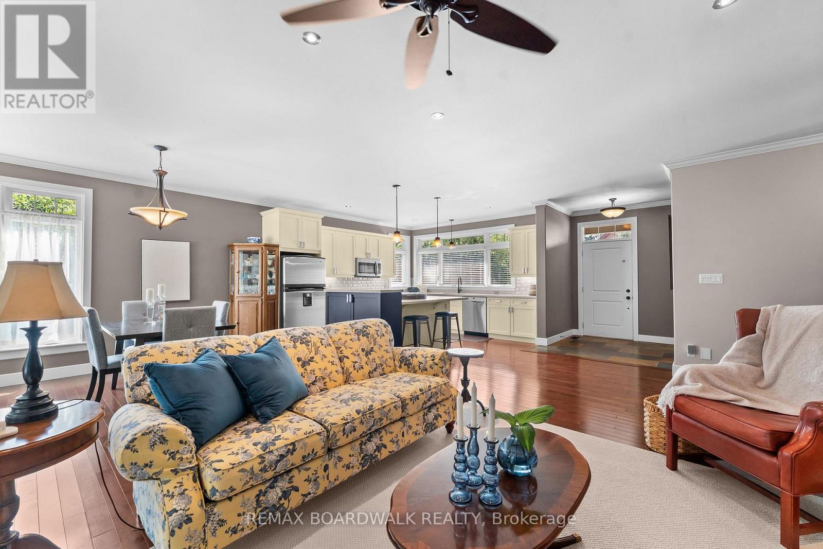 430 MAIN STREET - 7