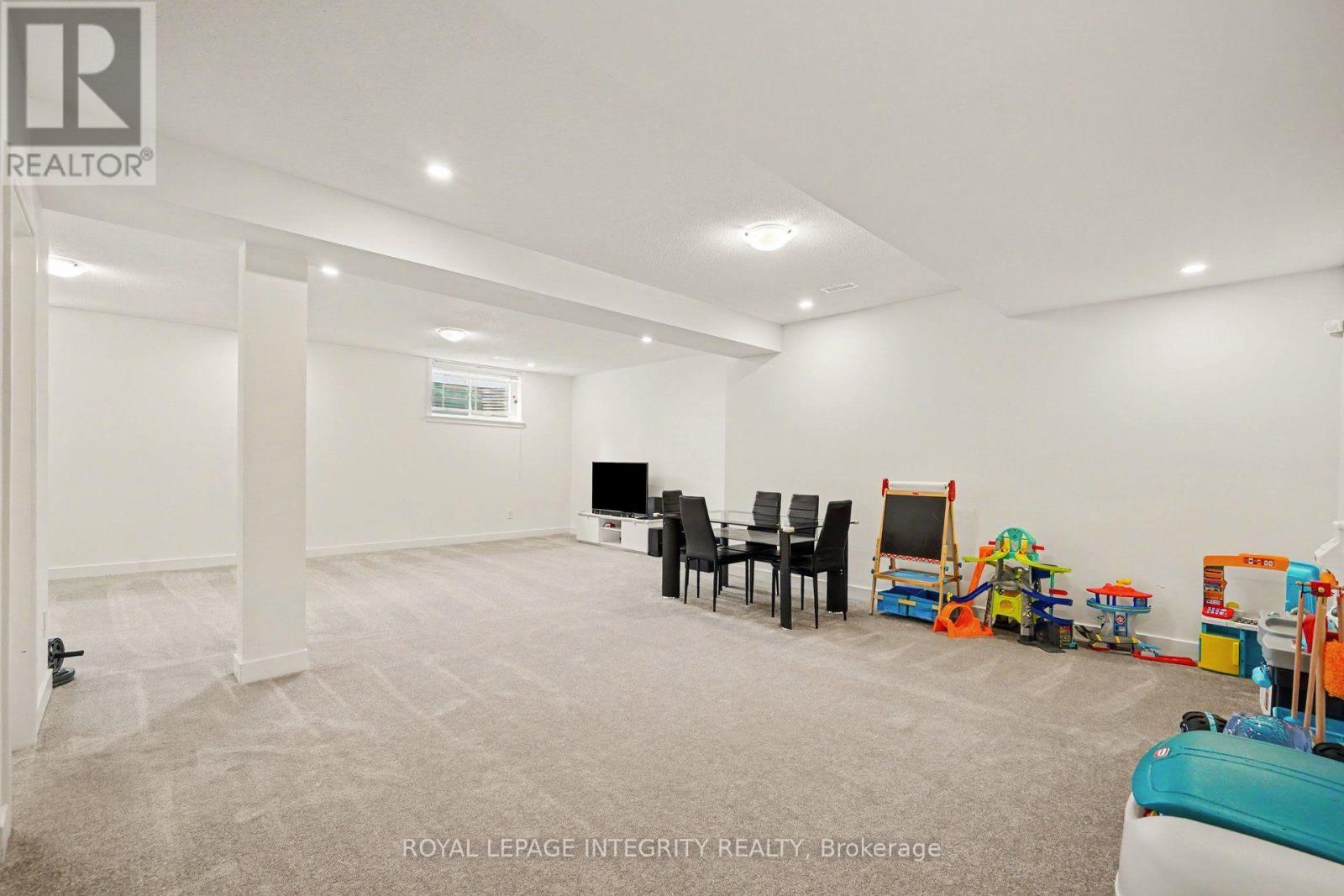 313 CHAMOMILE WAY - Image 23