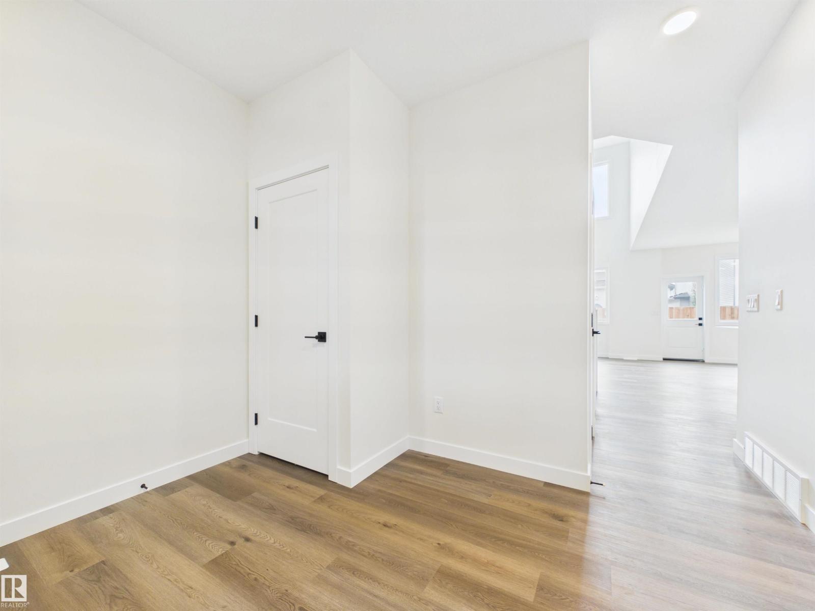 149 FICUS WY - 4