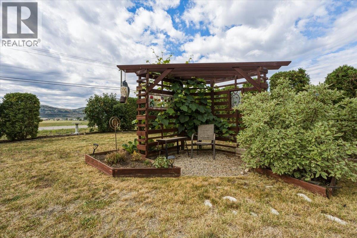 #51 12560 Westside Road - 16