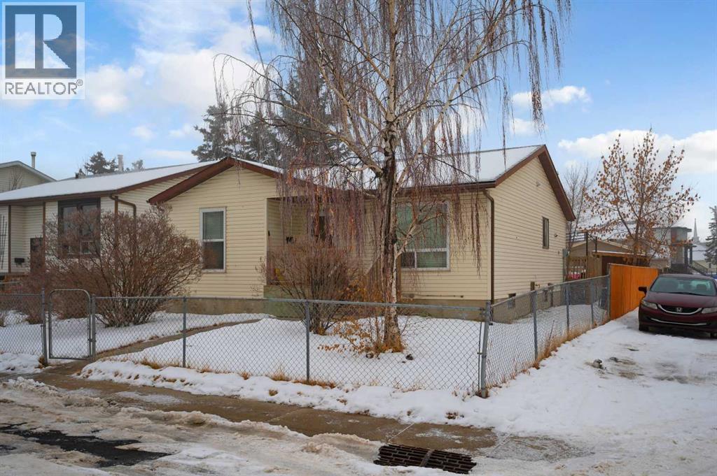 120 Castlebrook Rise NE - 27