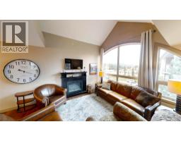 Primary Bedroom - 205 Third Avenue Unit# 1403, Invermere, BC V0A1K7 Photo 7