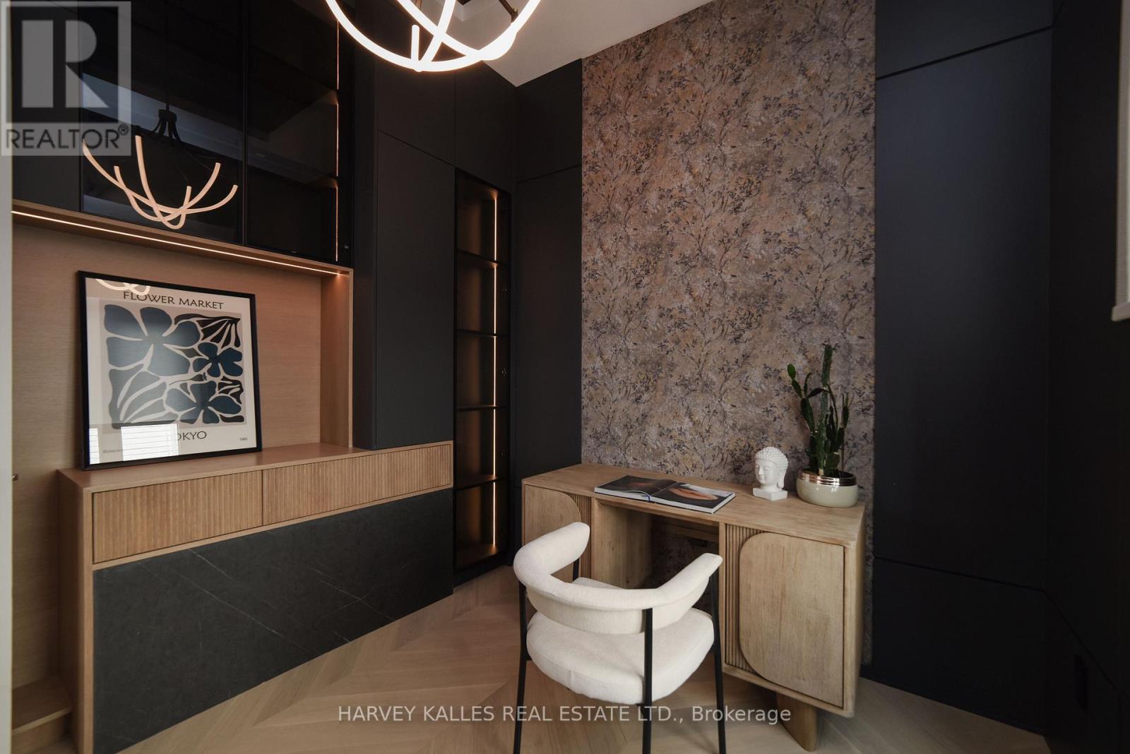 110 MONA DRIVE - 24
