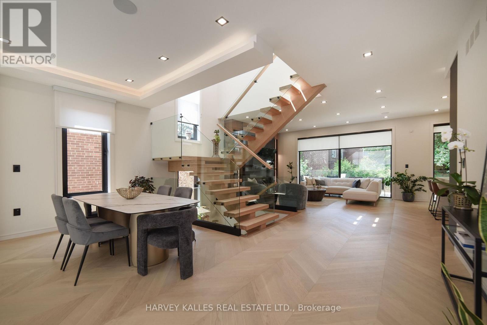 110 MONA DRIVE - 12