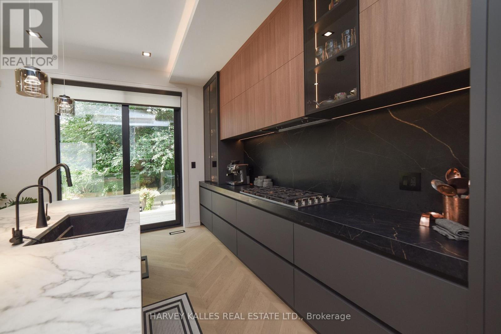 110 MONA DRIVE - 21