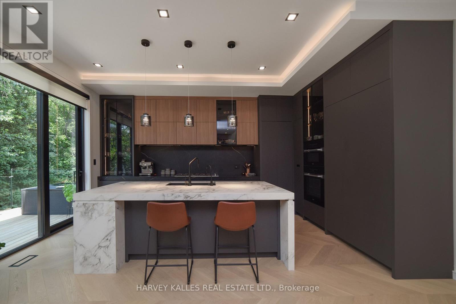 110 MONA DRIVE - 18