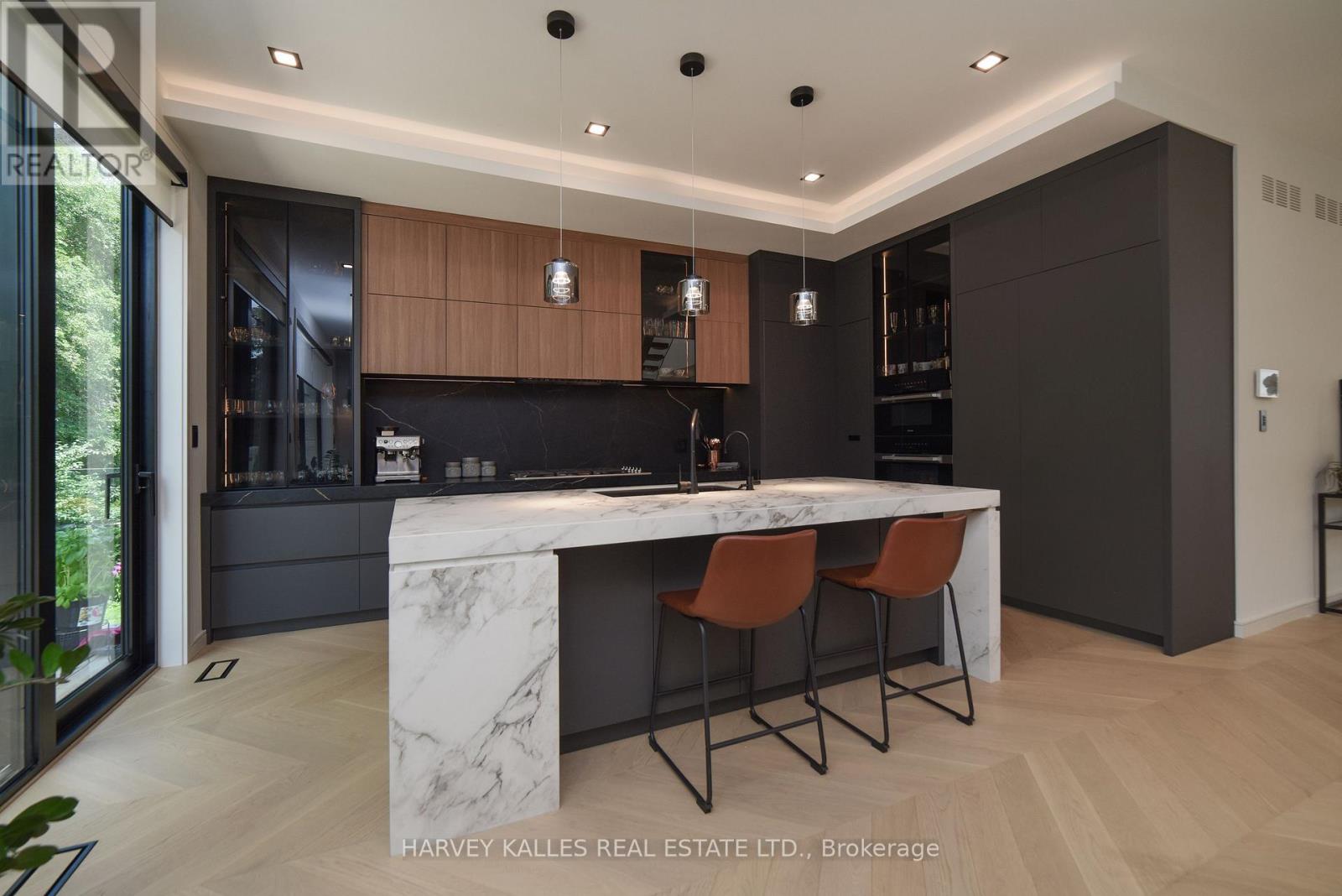 110 MONA DRIVE - 20