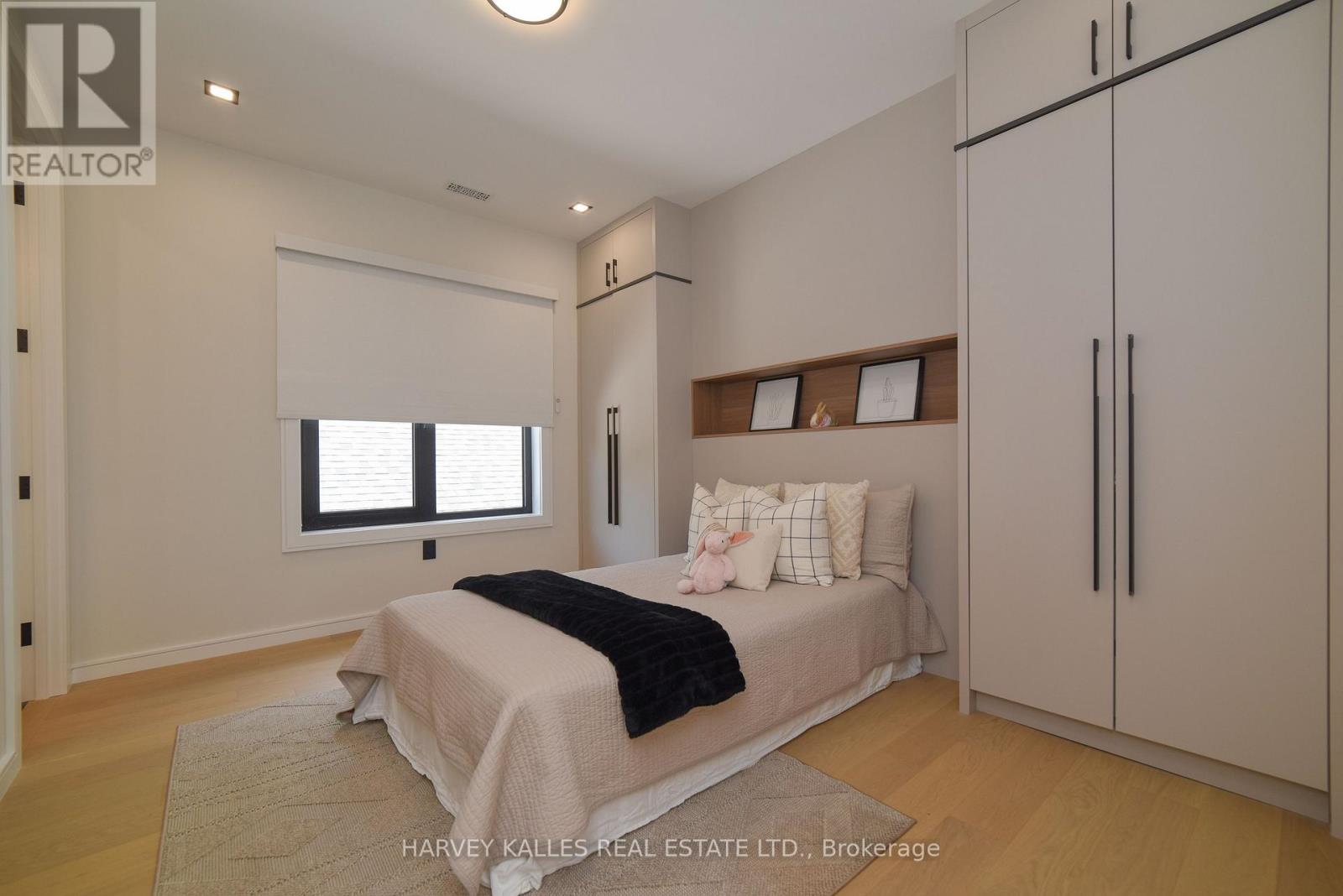 110 MONA DRIVE - 34
