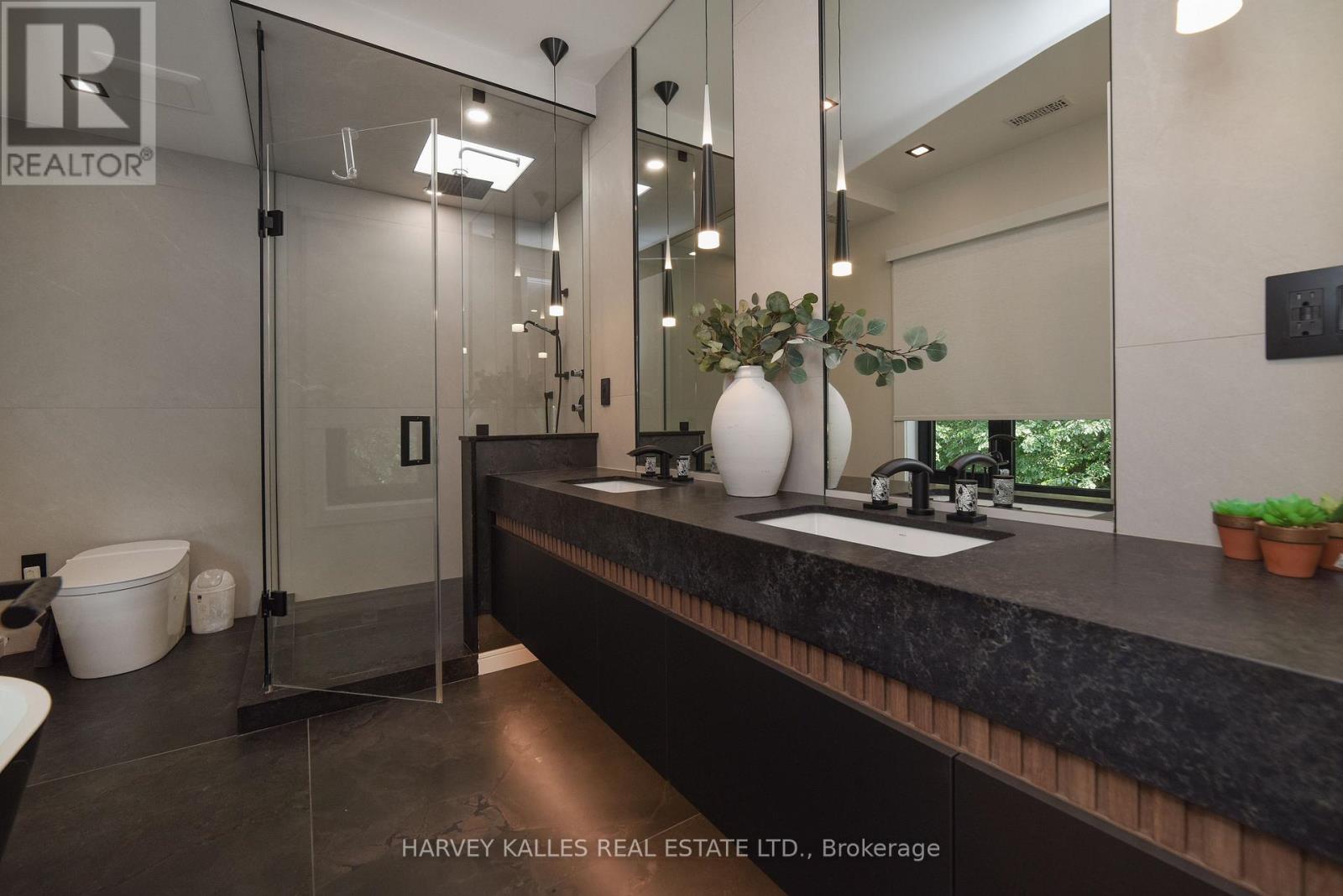 110 MONA DRIVE - 33