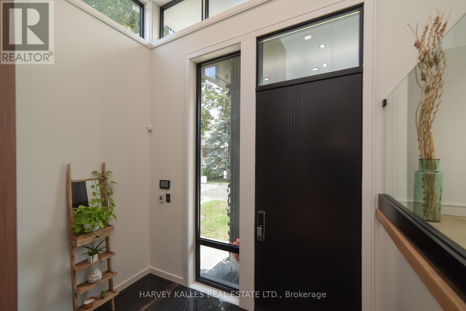 110 MONA DRIVE - 4
