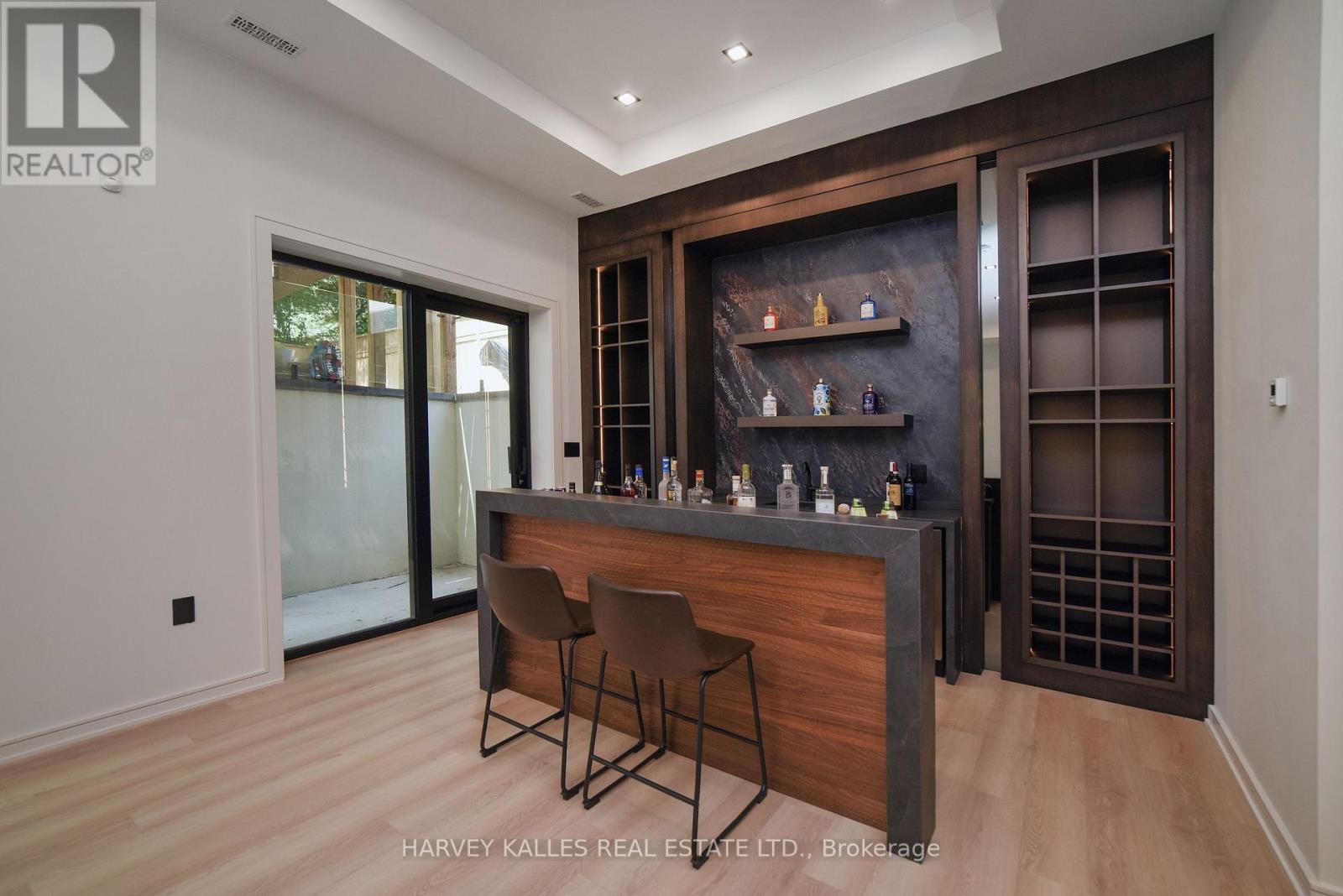 110 MONA DRIVE - 44