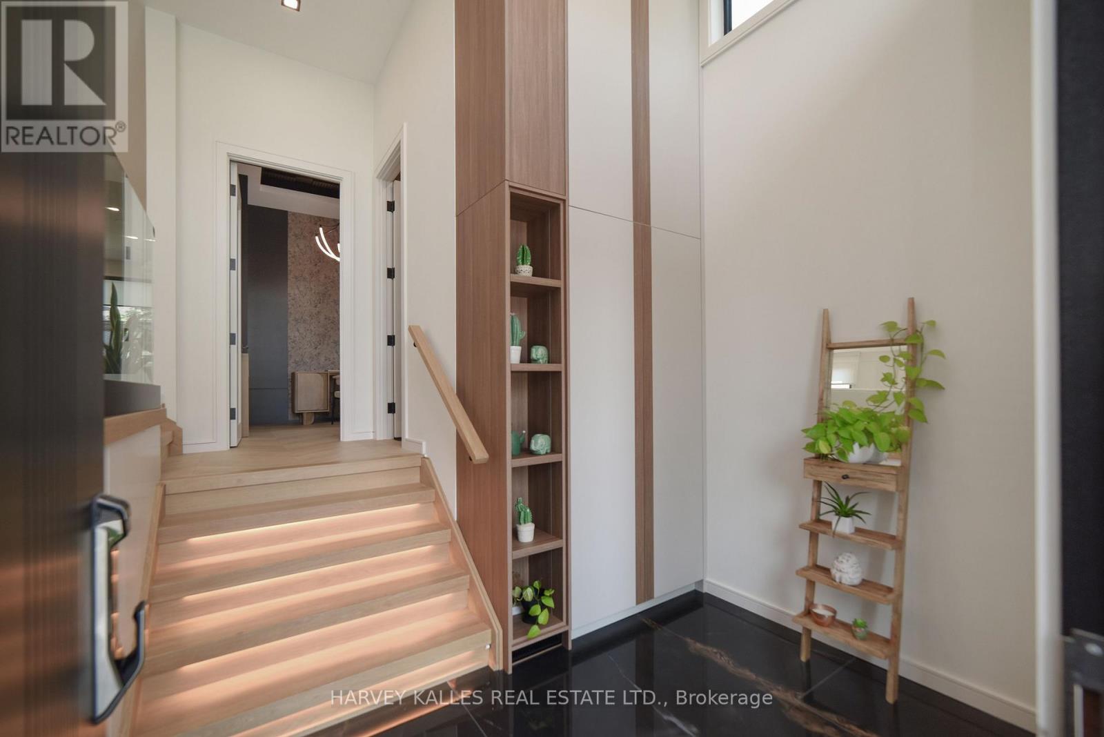 110 MONA DRIVE - 5