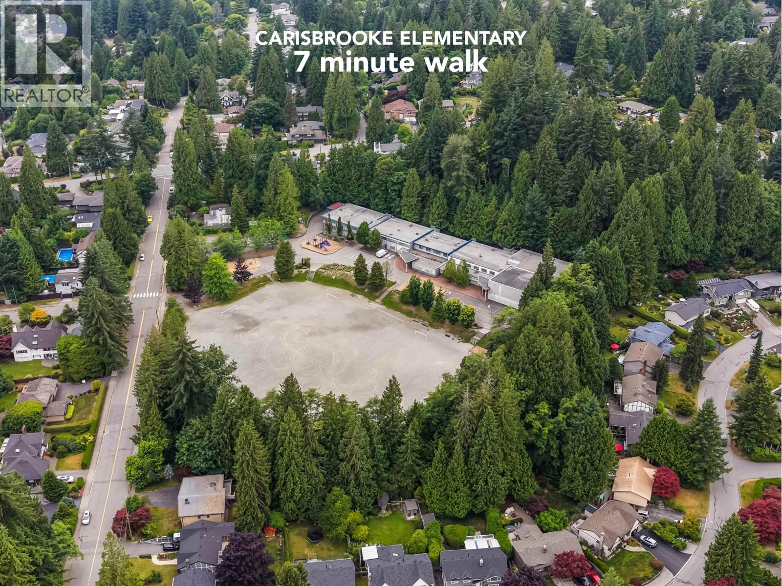 628 E ST. JAMES ROAD, North Vancouver