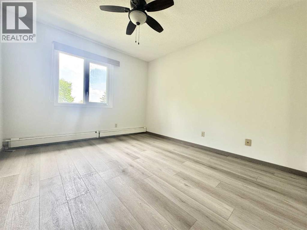 #304 65 Temple Boulevard W - 15