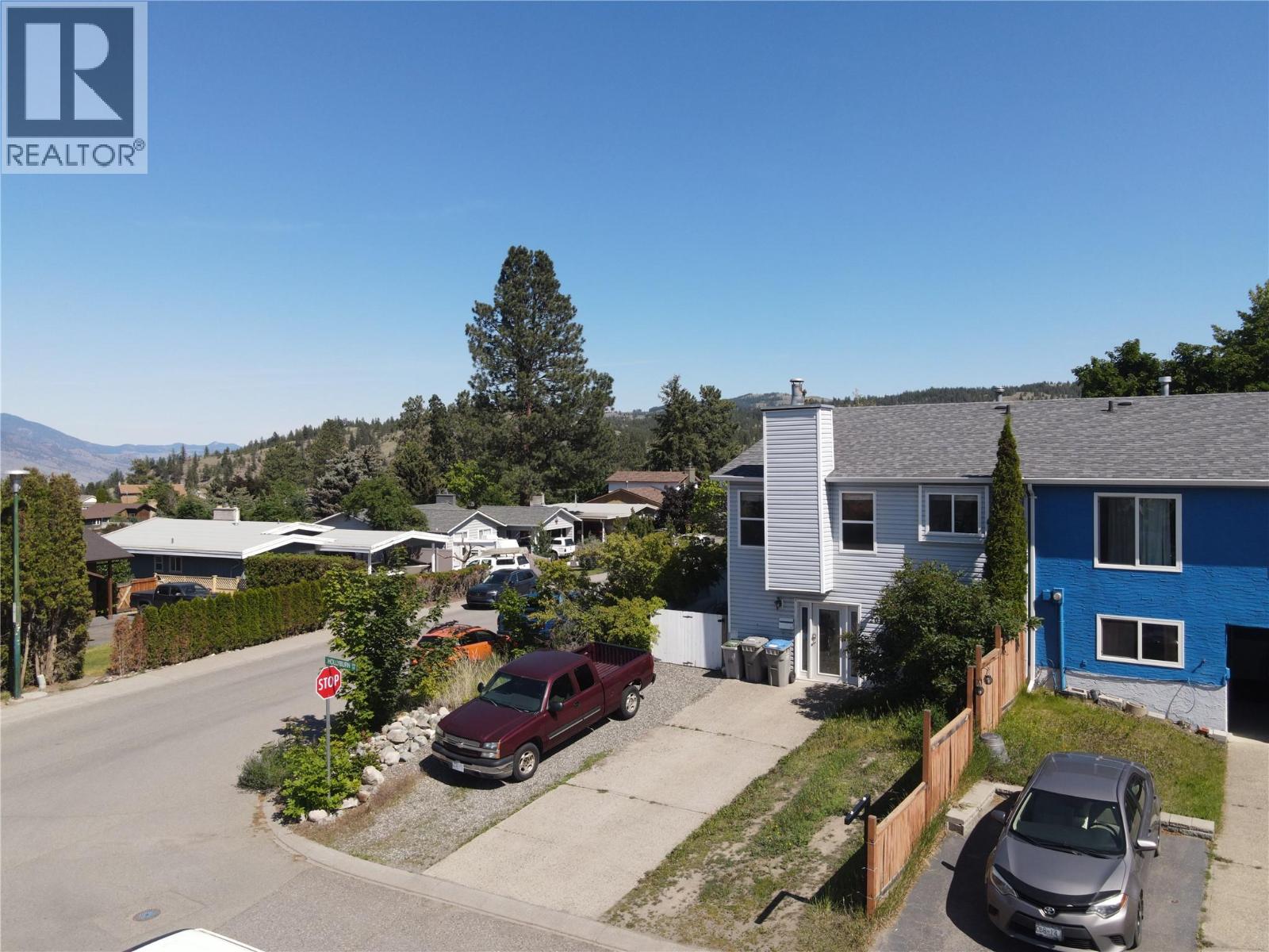 201 Hollyburn Drive - 35