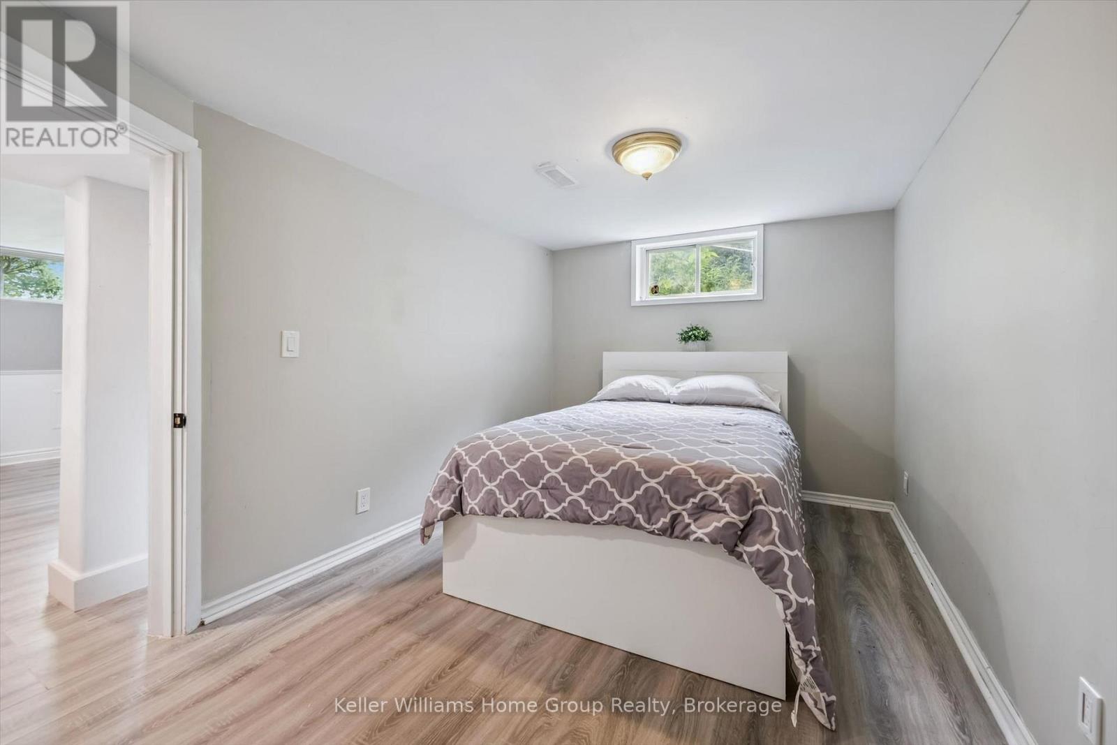 7988 WELLINGTON ROAD 12 - 29