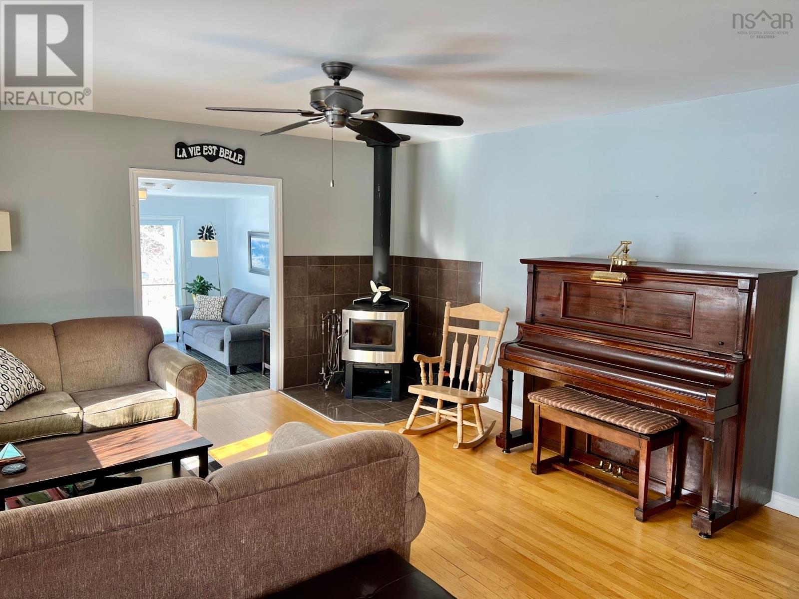 33 Oak Road - 8