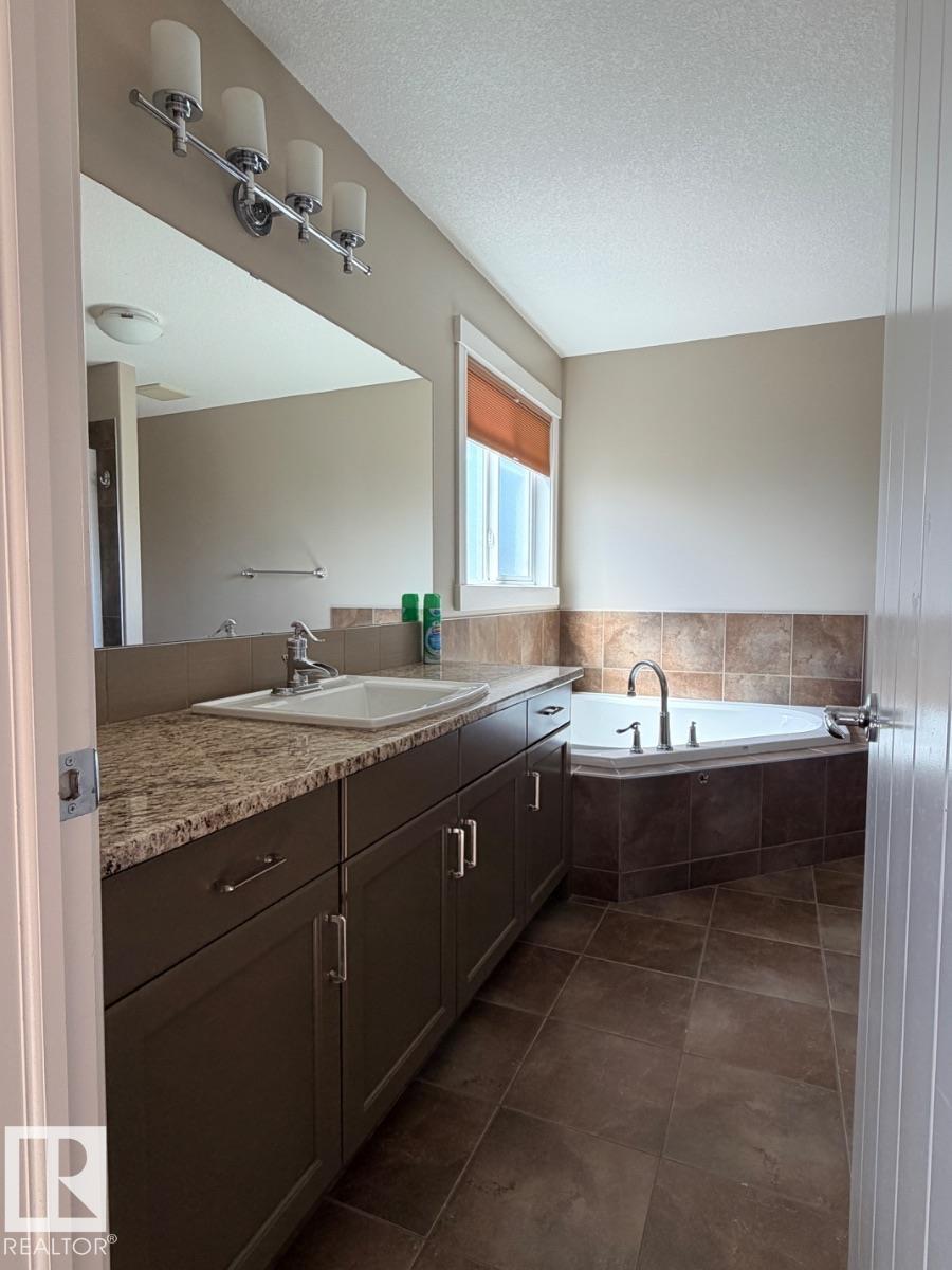 648 178 ST SW - 31