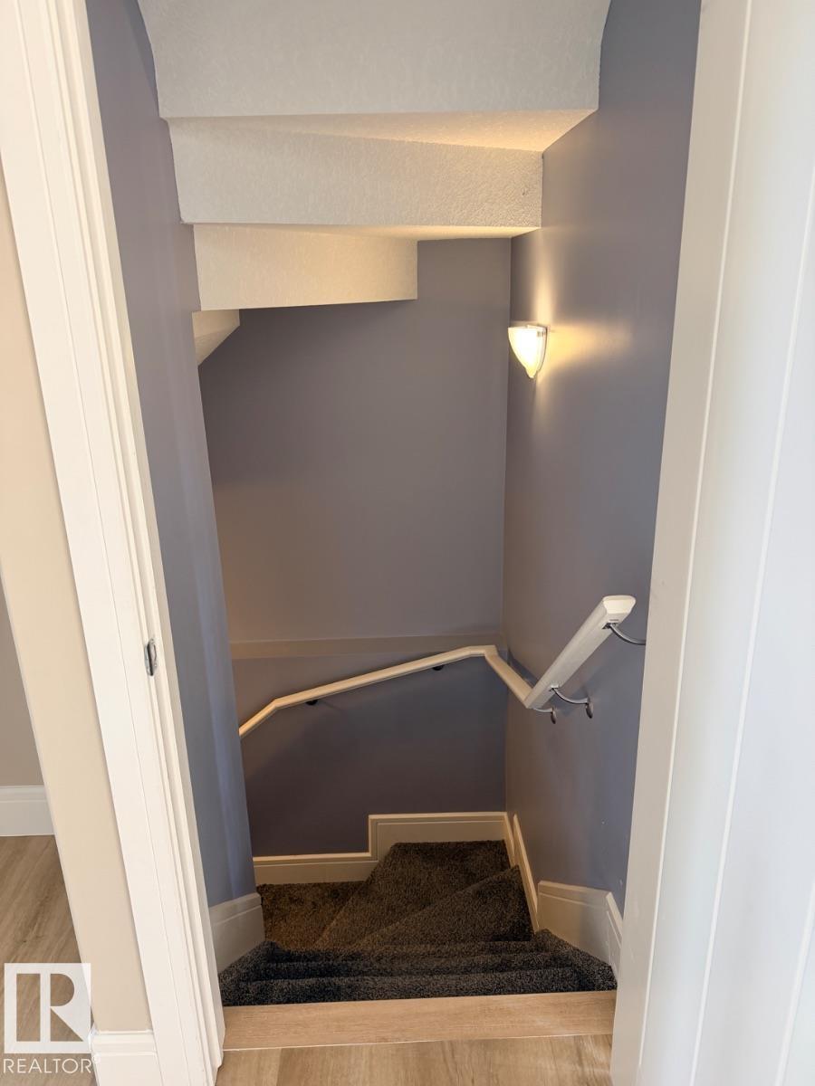 648 178 ST SW - 40
