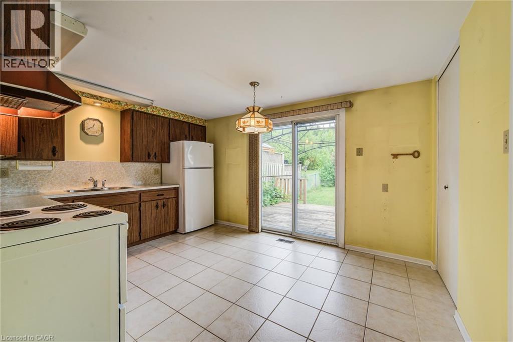 76 PEPPERWOOD Crescent - 10