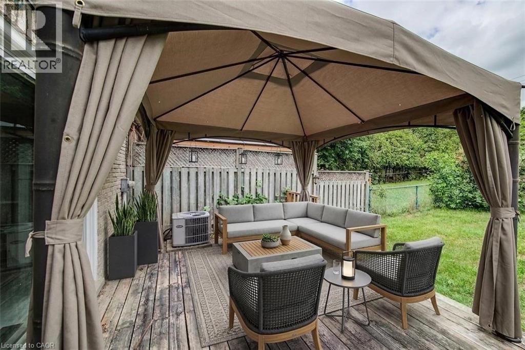 76 PEPPERWOOD Crescent - Image 38