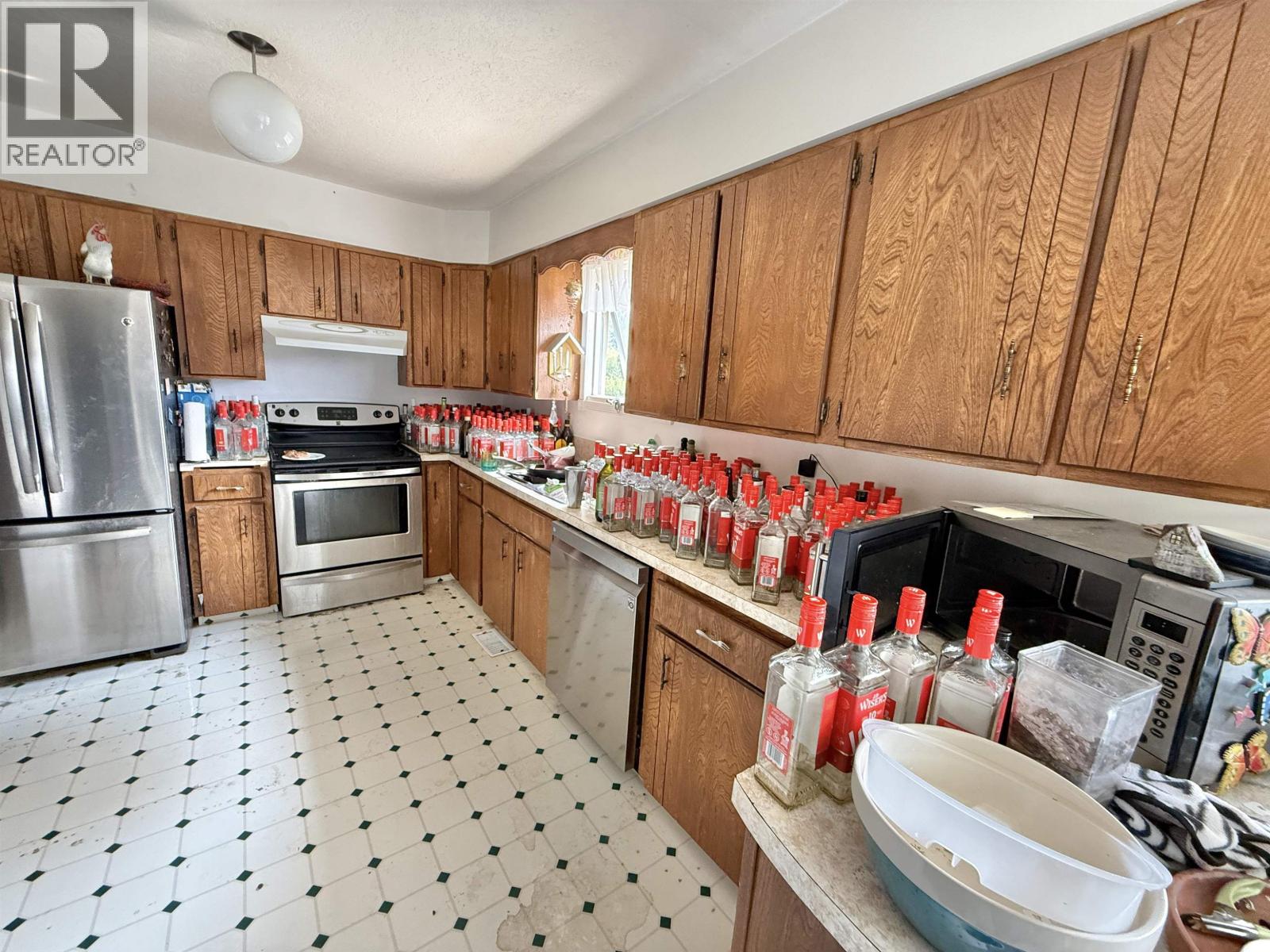 834 ROLPH STREET - 18