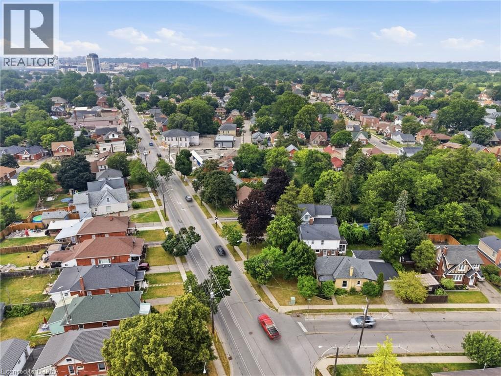 254 ERIE Avenue - Image 32